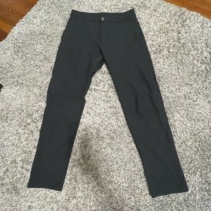 Lululemon Commission Classic-Fit Pant